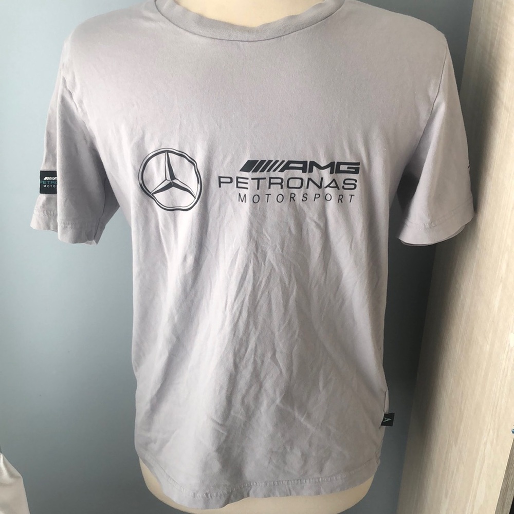 Mercedes Benz AMG Petronas F1 Puma Men's logo t-shirt.